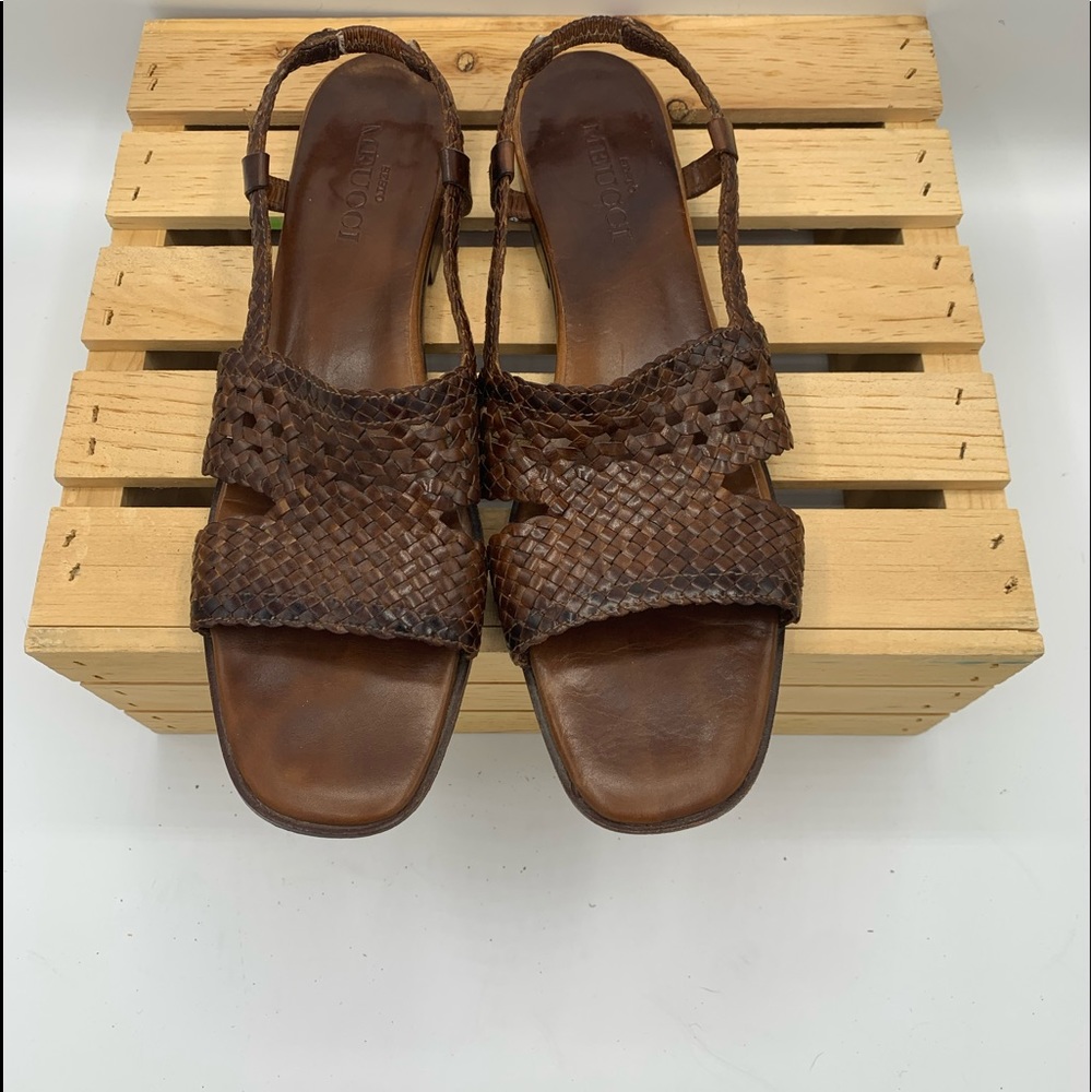 Sesto Meucci tan leather sandal